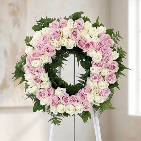 Elegant Remembrance Standing Wreath (WR01)
